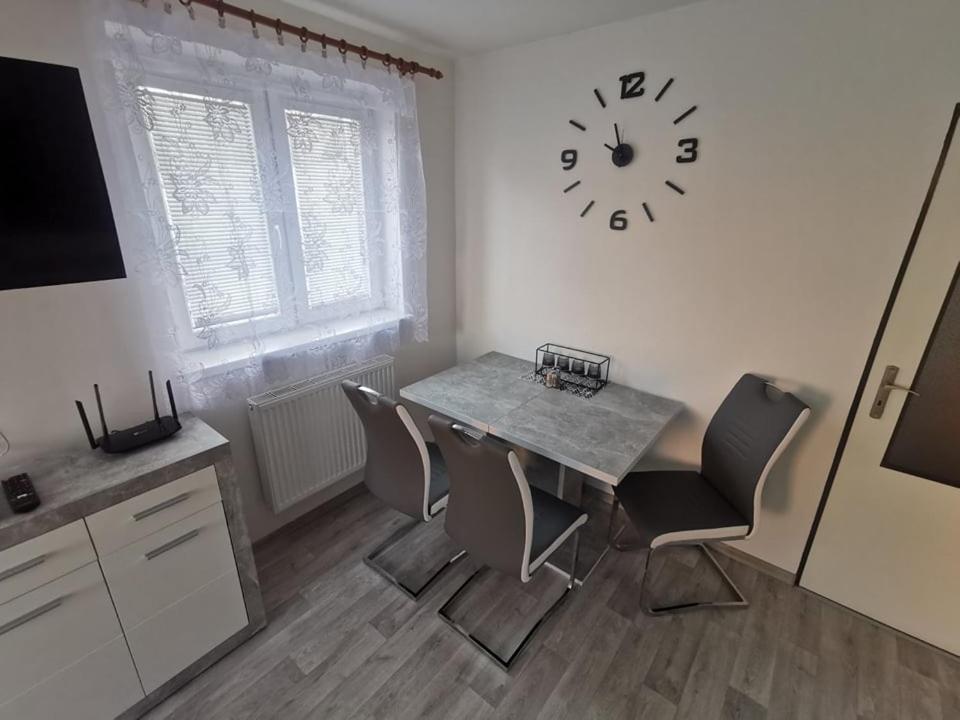 Apartman Zuzka Есеник Экстерьер фото